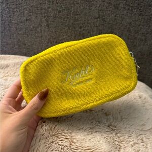 Small Kiehl’s makeup bag